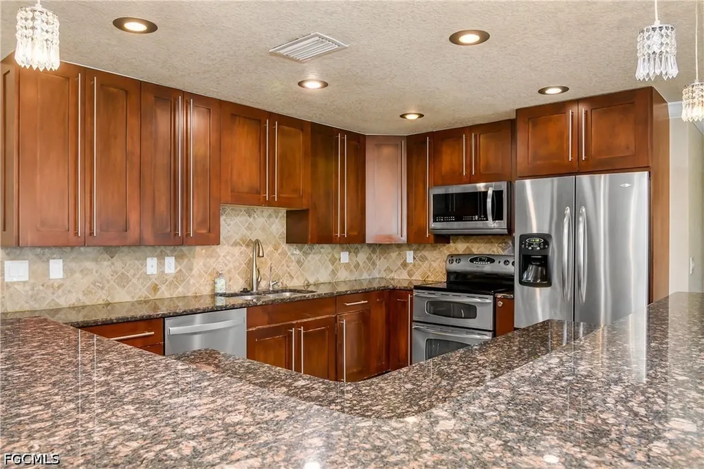 1687 N Flossmoor Road Fort Myers FL 33919
