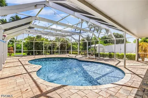 1687 N Flossmoor Road Fort Myers FL 33919