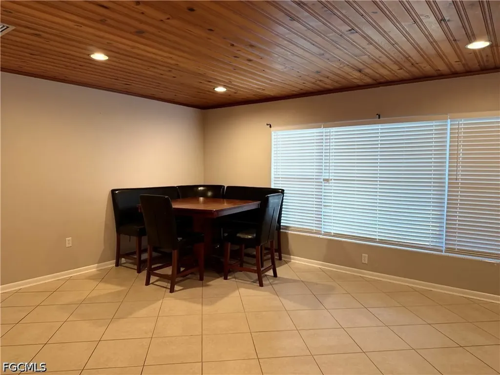 48 Harbor Circle Astatula FL 34705