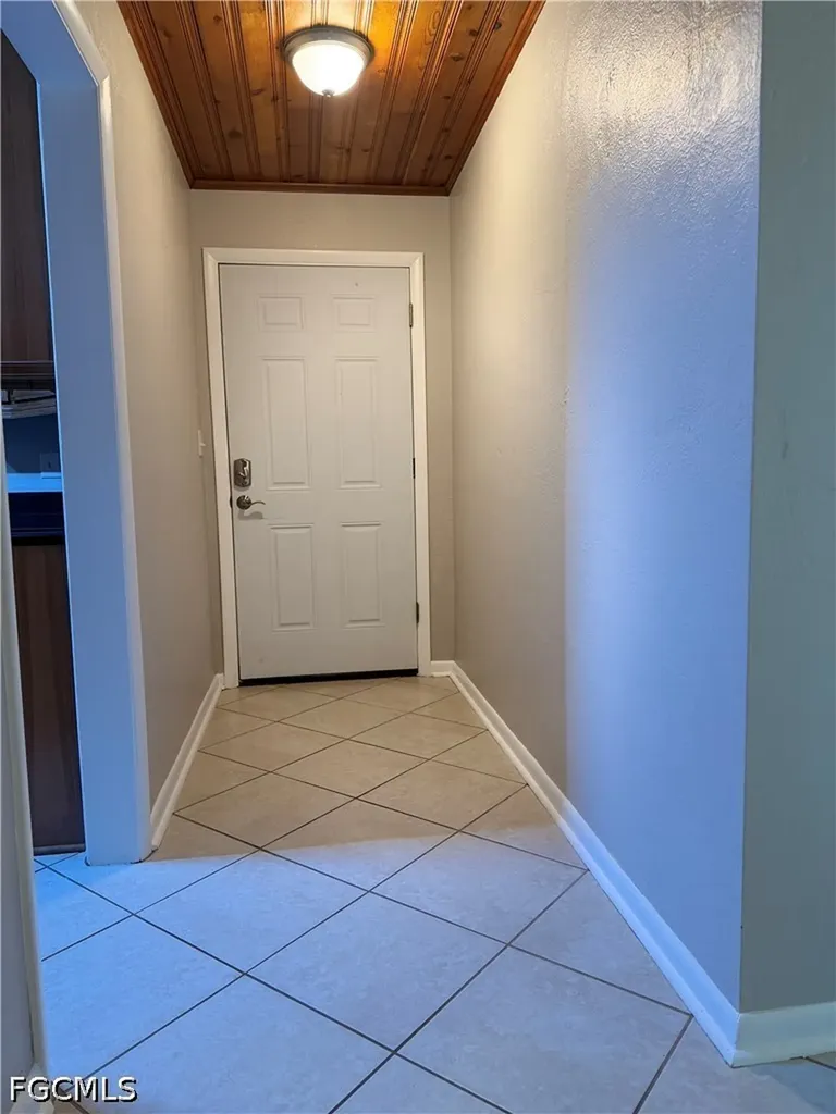 48 Harbor Circle Astatula FL 34705