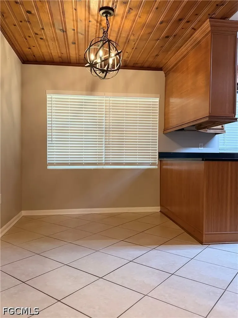 48 Harbor Circle Astatula FL 34705