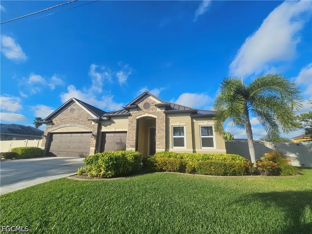 1919 SW 26th Terrace Cape Coral FL 33914