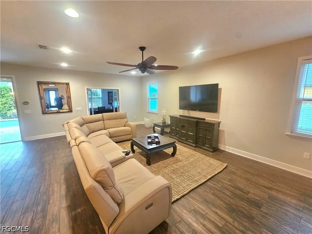 1919 SW 26th Terrace Cape Coral FL 33914