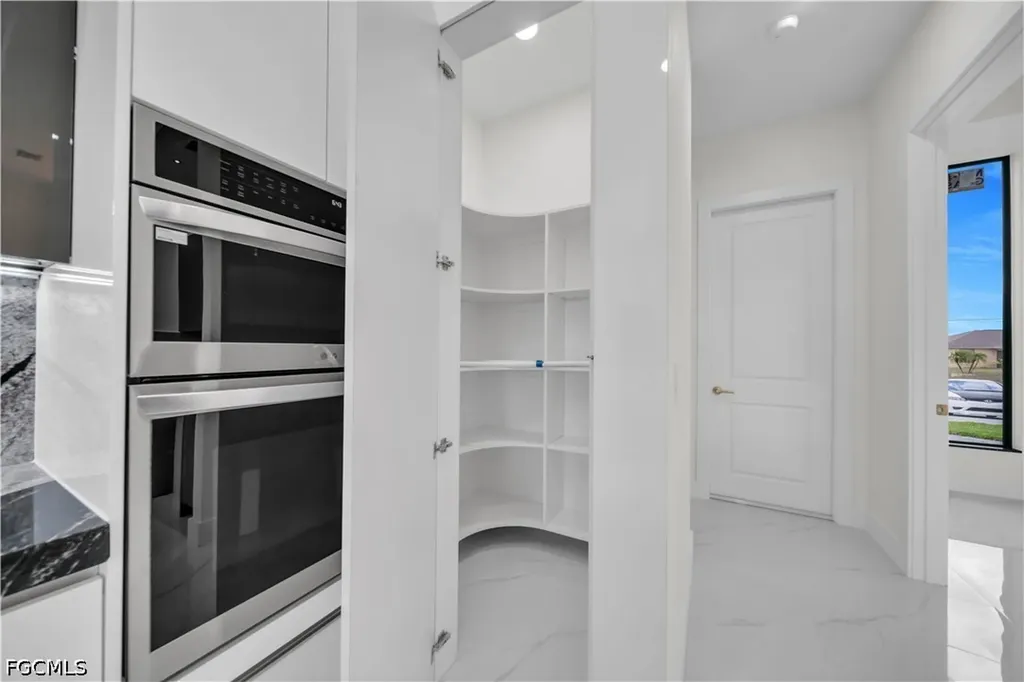 2020 Santa Barbara Boulevard N Cape Coral FL 33993