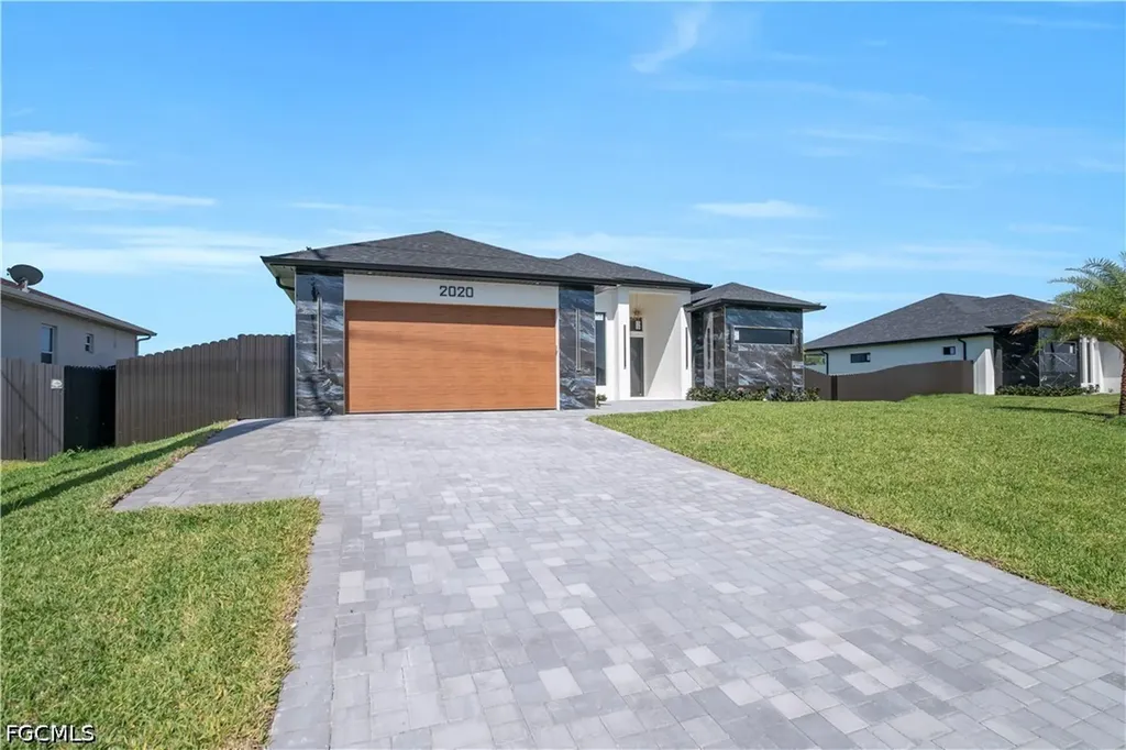 2020 Santa Barbara Boulevard N Cape Coral FL 33993