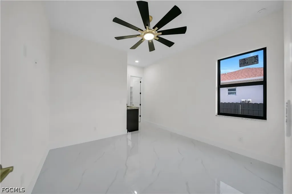 2020 Santa Barbara Boulevard N Cape Coral FL 33993