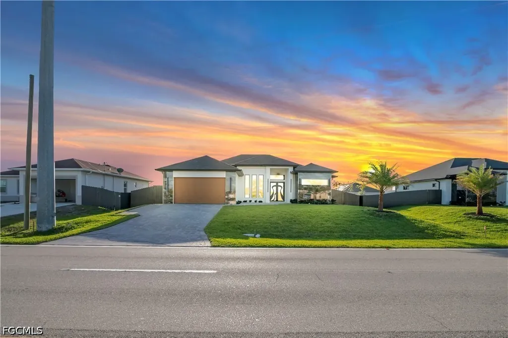 2020 Santa Barbara Boulevard N Cape Coral FL 33993
