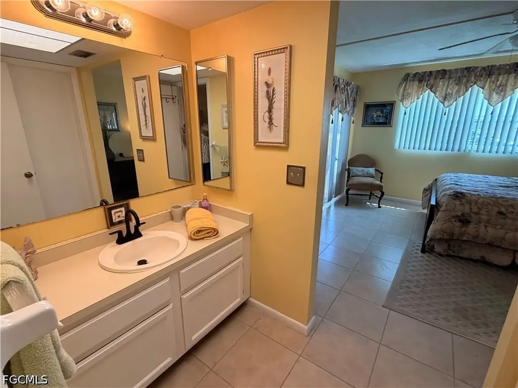 2526 SE 16th Place Cape Coral FL 33904
