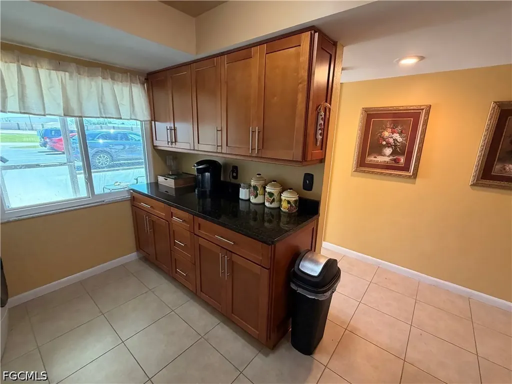 2526 SE 16th Place Cape Coral FL 33904