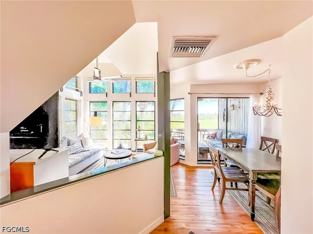 370 Townhouse Lane Upper Captiva FL 33924