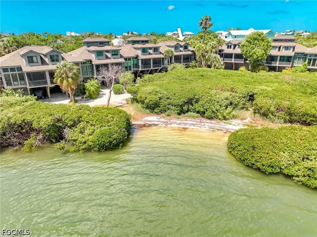 370 Townhouse Lane Upper Captiva FL 33924