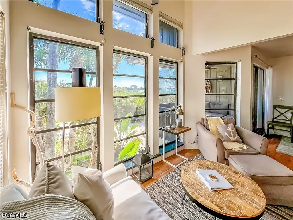 370 Townhouse Lane Upper Captiva FL 33924