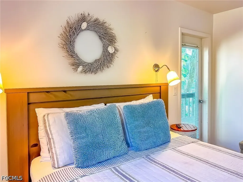 370 Townhouse Lane Upper Captiva FL 33924
