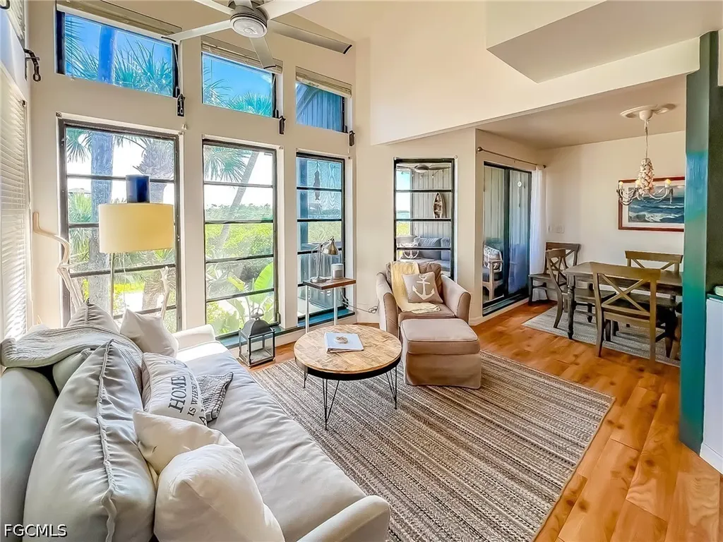 370 Townhouse Lane Upper Captiva FL 33924