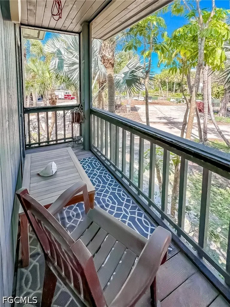370 Townhouse Lane Upper Captiva FL 33924