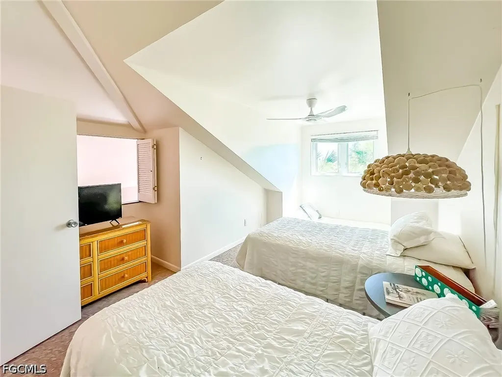 370 Townhouse Lane Upper Captiva FL 33924
