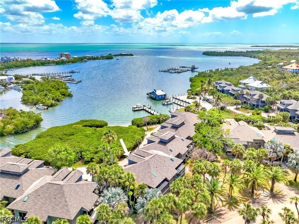 370 Townhouse Lane Upper Captiva FL 33924