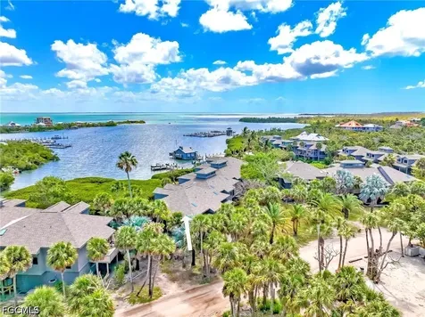 370 Townhouse Lane Upper Captiva FL 33924