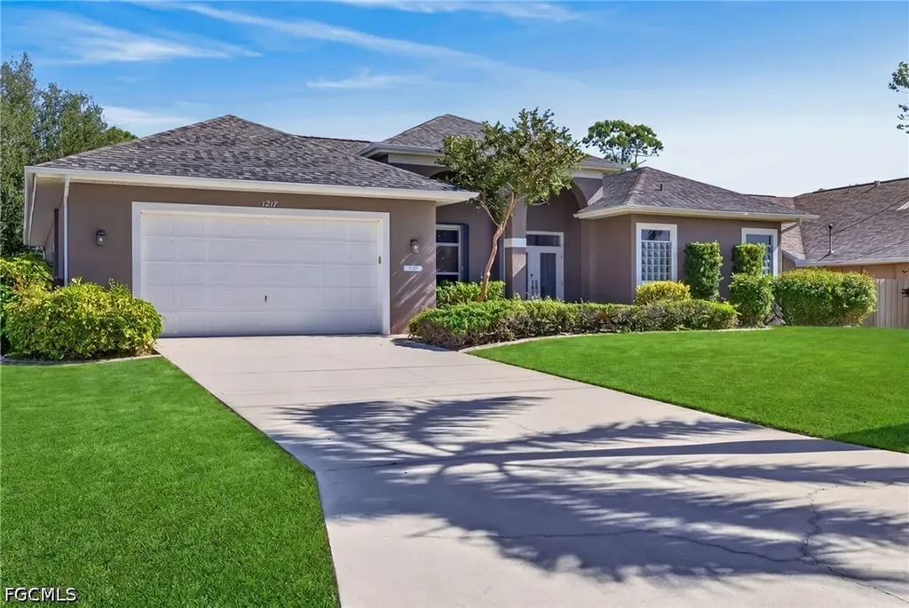 1217 SW 18th Street Cape Coral FL 33991