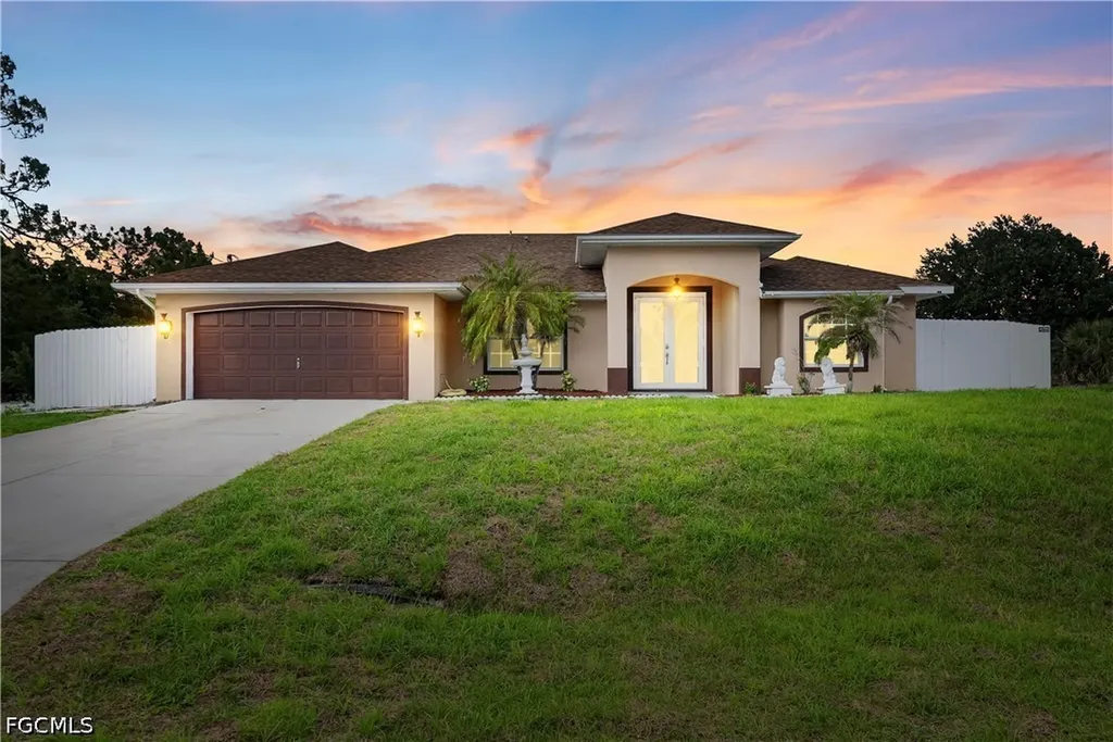 1145 Pineda Street E Lehigh Acres FL 33974