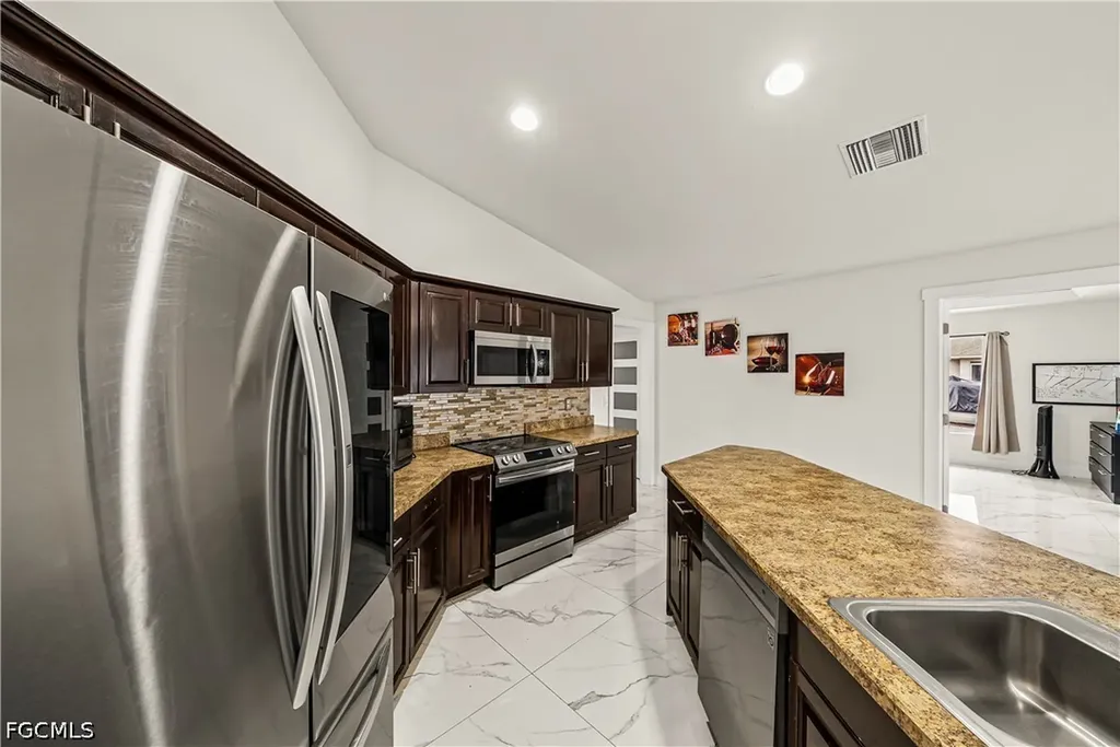 1145 Pineda Street E Lehigh Acres FL 33974