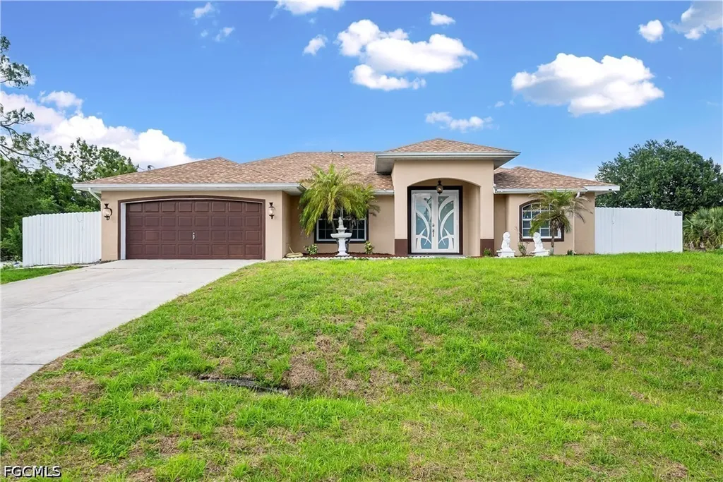 1145 Pineda Street E Lehigh Acres FL 33974