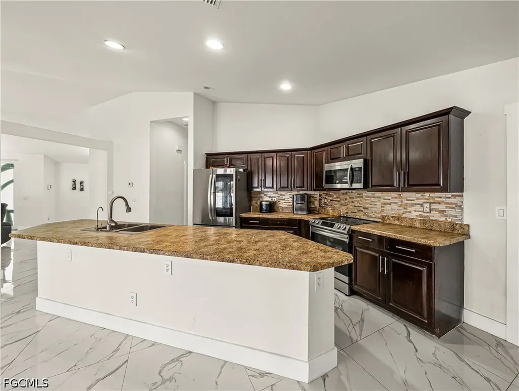 1145 Pineda Street E Lehigh Acres FL 33974