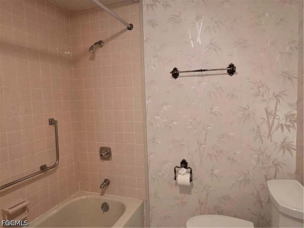 694 Dream Lane North Fort Myers FL 33917