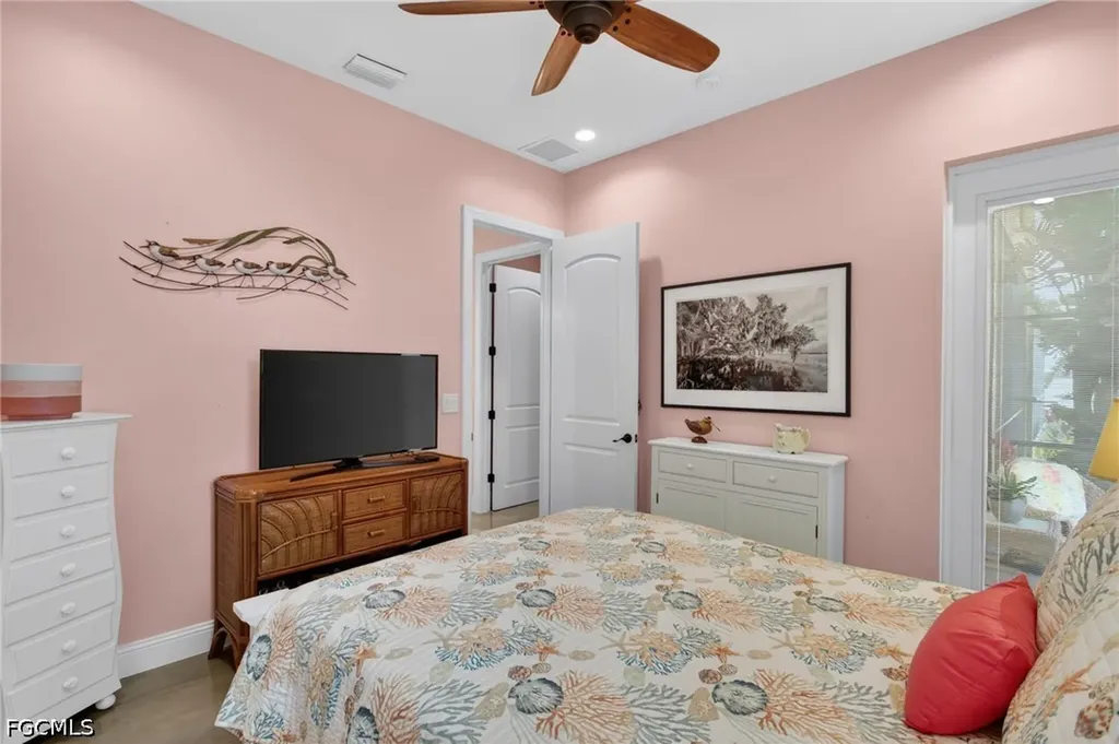 11859 Island Avenue Matlacha FL 33993