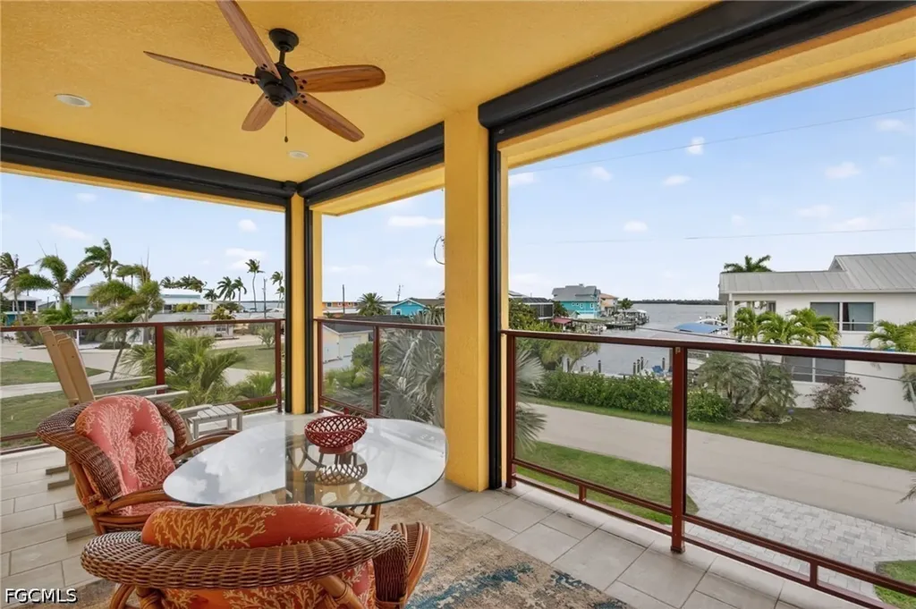 11859 Island Avenue Matlacha FL 33993