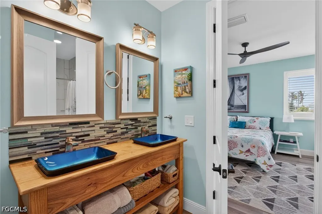 11859 Island Avenue Matlacha FL 33993