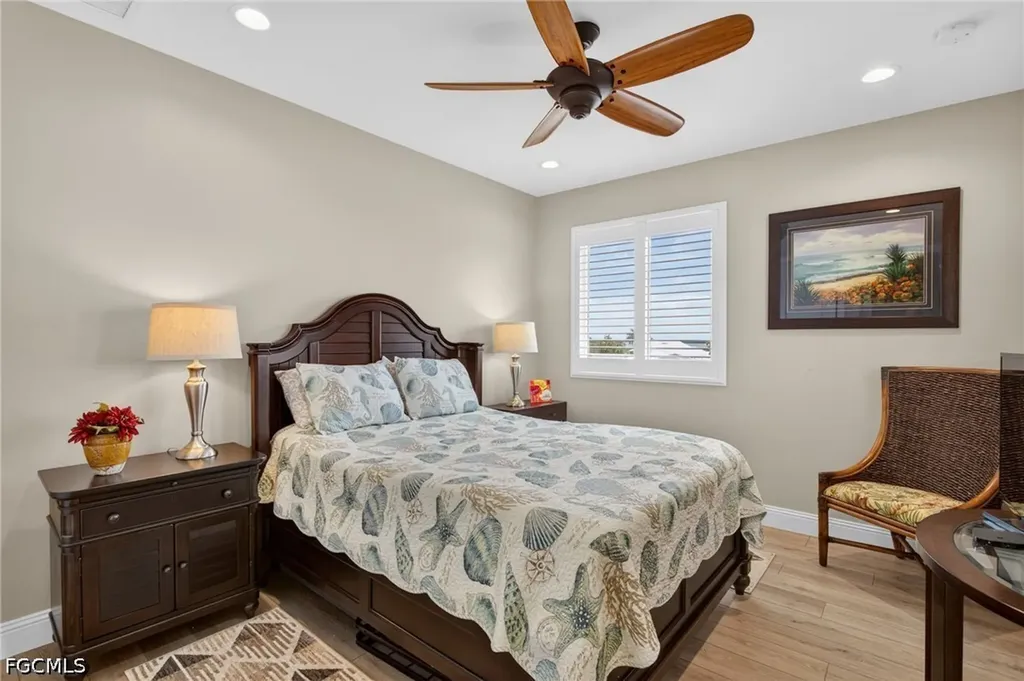 11859 Island Avenue Matlacha FL 33993