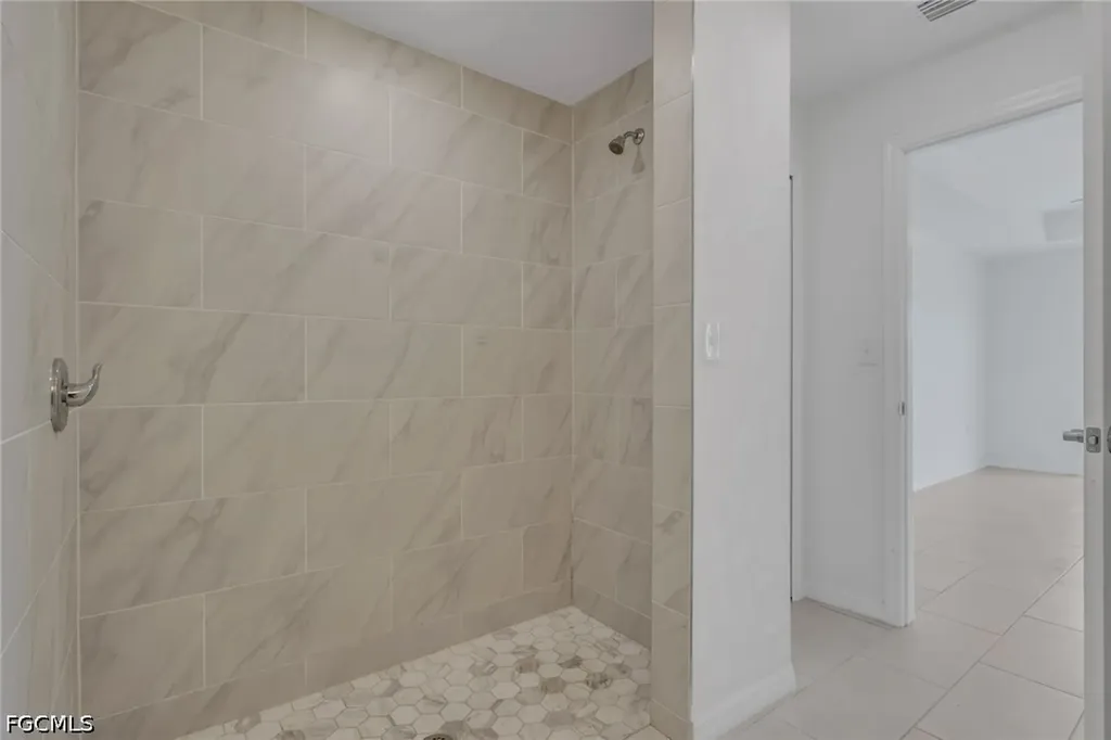 2619 NE 4th Avenue Cape Coral FL 33909