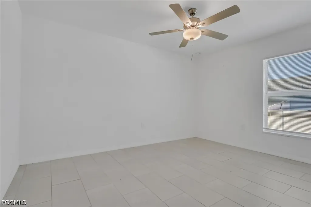 2619 NE 4th Avenue Cape Coral FL 33909