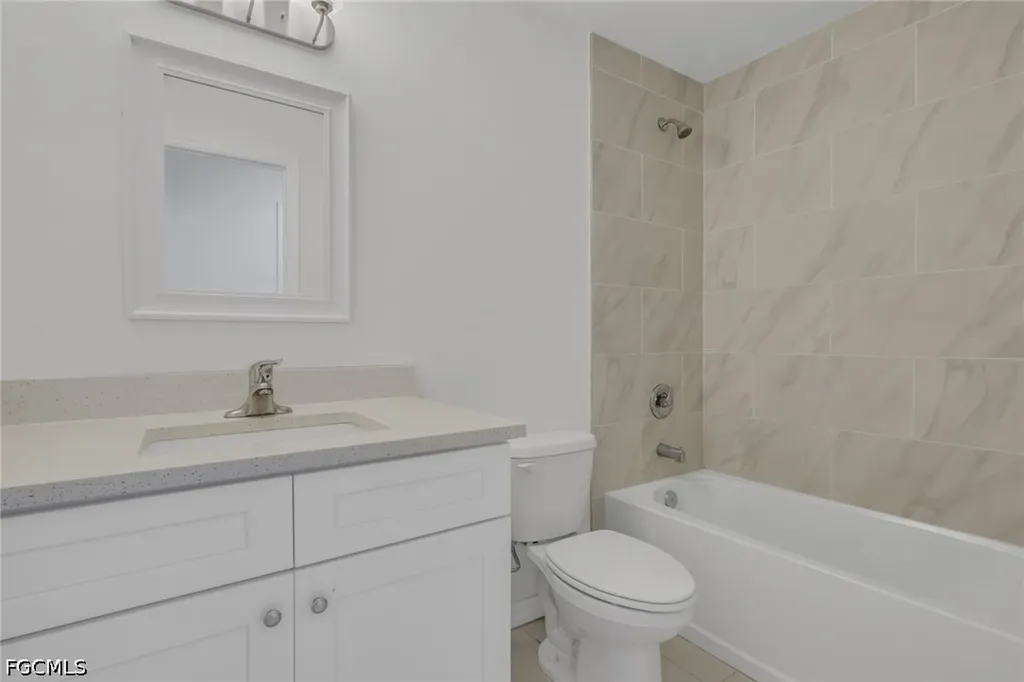 2619 NE 4th Avenue Cape Coral FL 33909