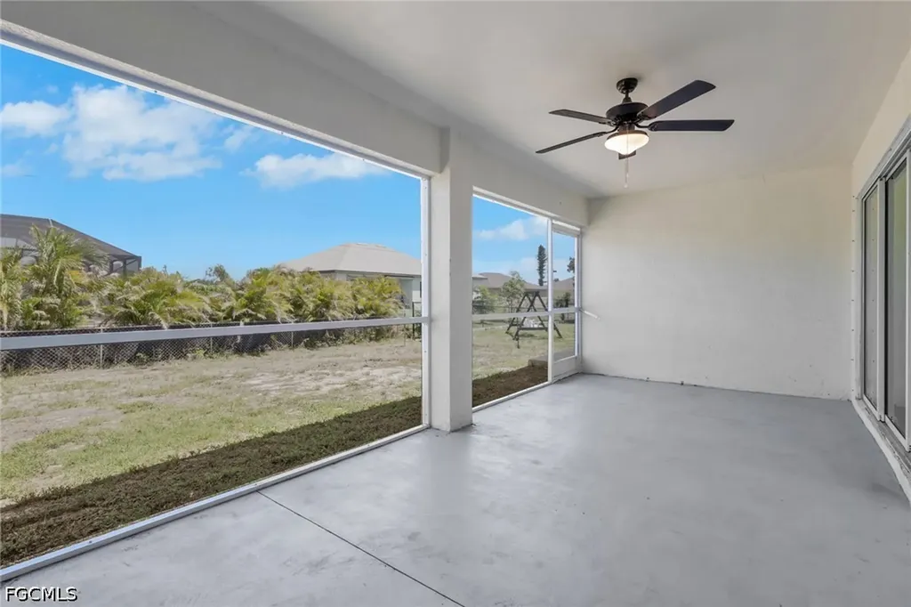2619 NE 4th Avenue Cape Coral FL 33909