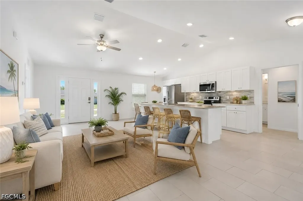 2619 NE 4th Avenue Cape Coral FL 33909