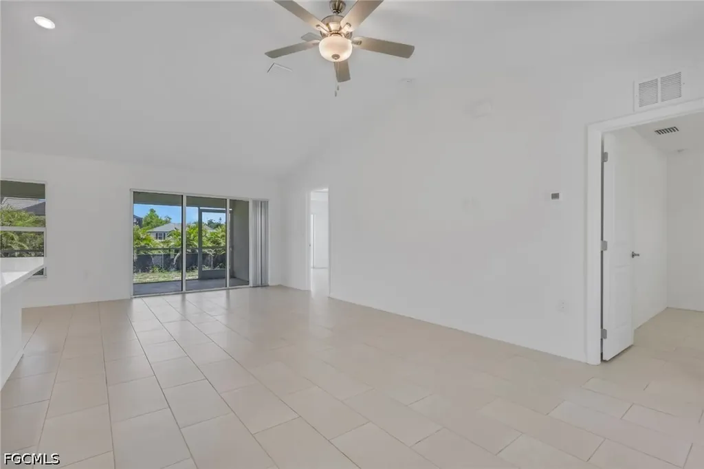 2619 NE 4th Avenue Cape Coral FL 33909
