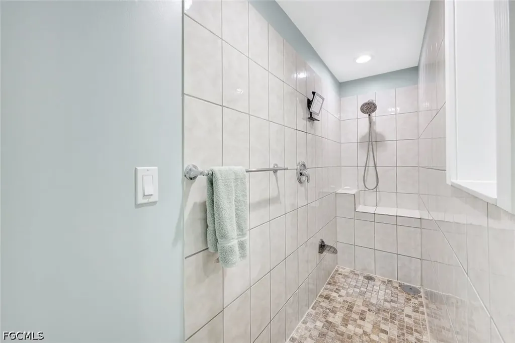 5103 Pelican Boulevard Cape Coral FL 33914