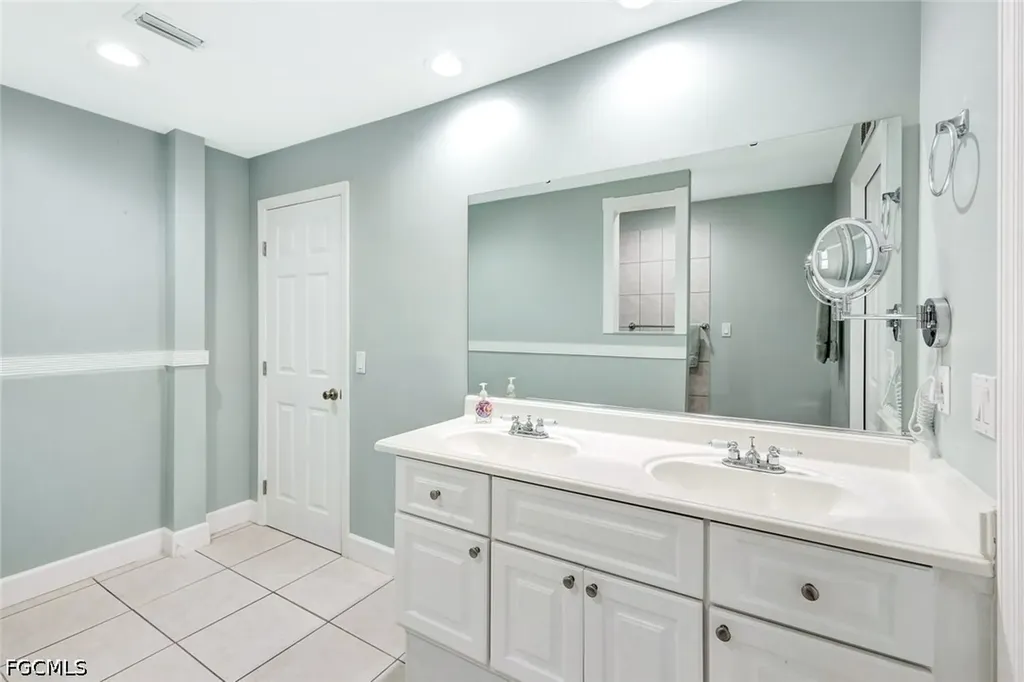 5103 Pelican Boulevard Cape Coral FL 33914