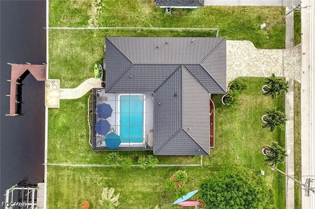 5103 Pelican Boulevard Cape Coral FL 33914