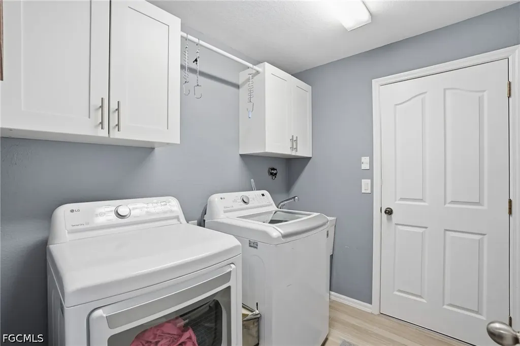 123 SW 29th Street Cape Coral FL 33914