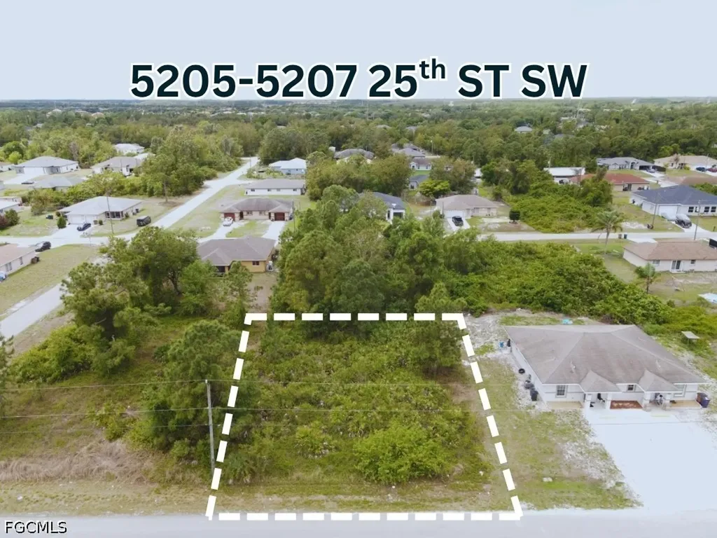 5207 25th Street SW Lehigh Acres FL 33973