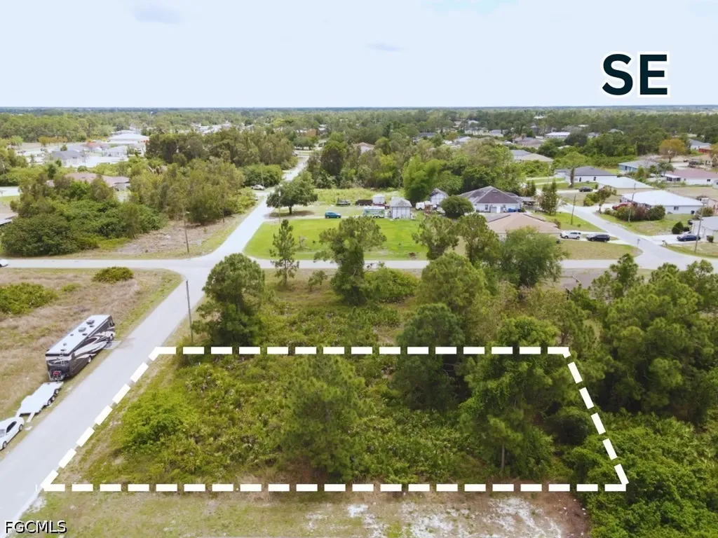 5207 25th Street SW Lehigh Acres FL 33973