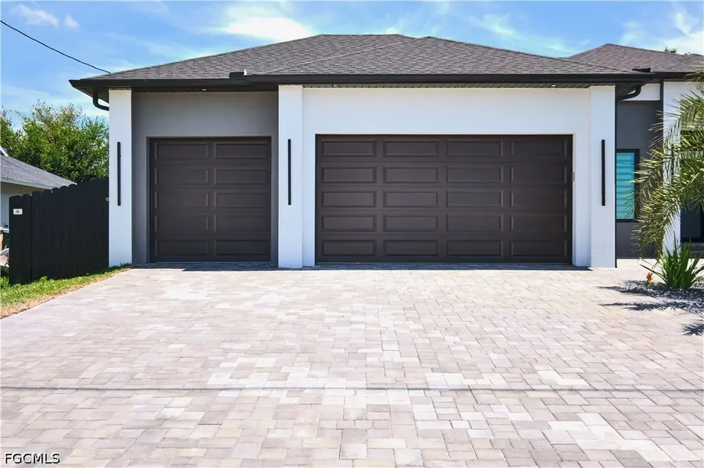 2717 SW 22nd Avenue Cape Coral FL 33914