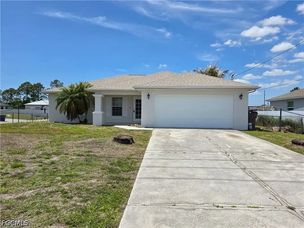 1912 Sunshine Boulevard S Lehigh Acres FL 33976