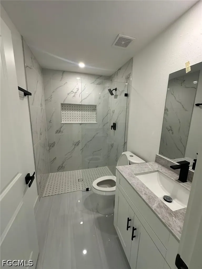 1224 Eburn Street E Lehigh Acres FL 33974