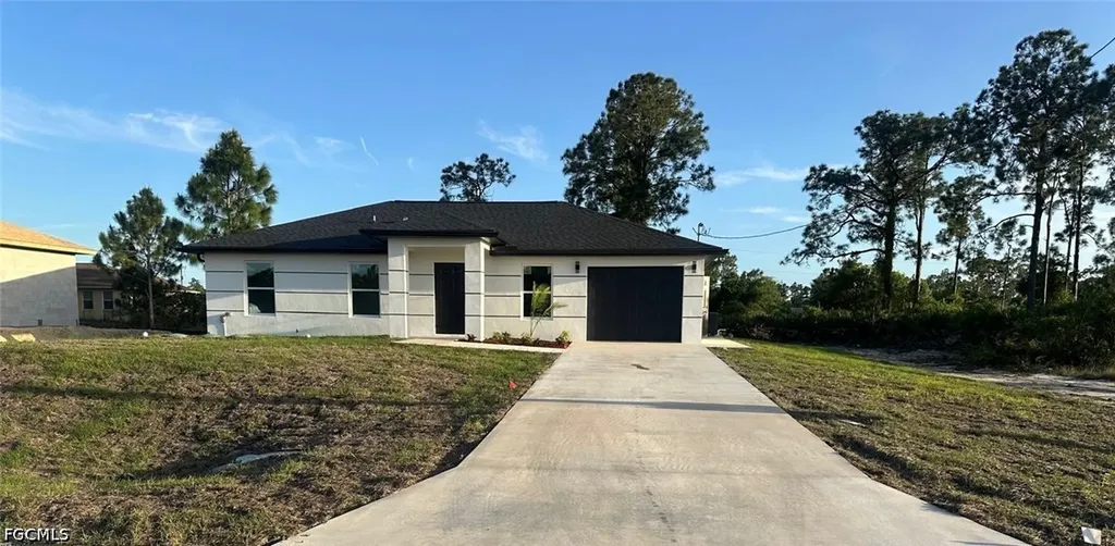 1224 Eburn Street E Lehigh Acres FL 33974