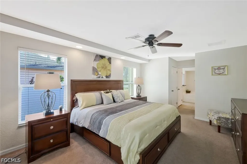 2217 NE 1st Place Cape Coral FL 33909