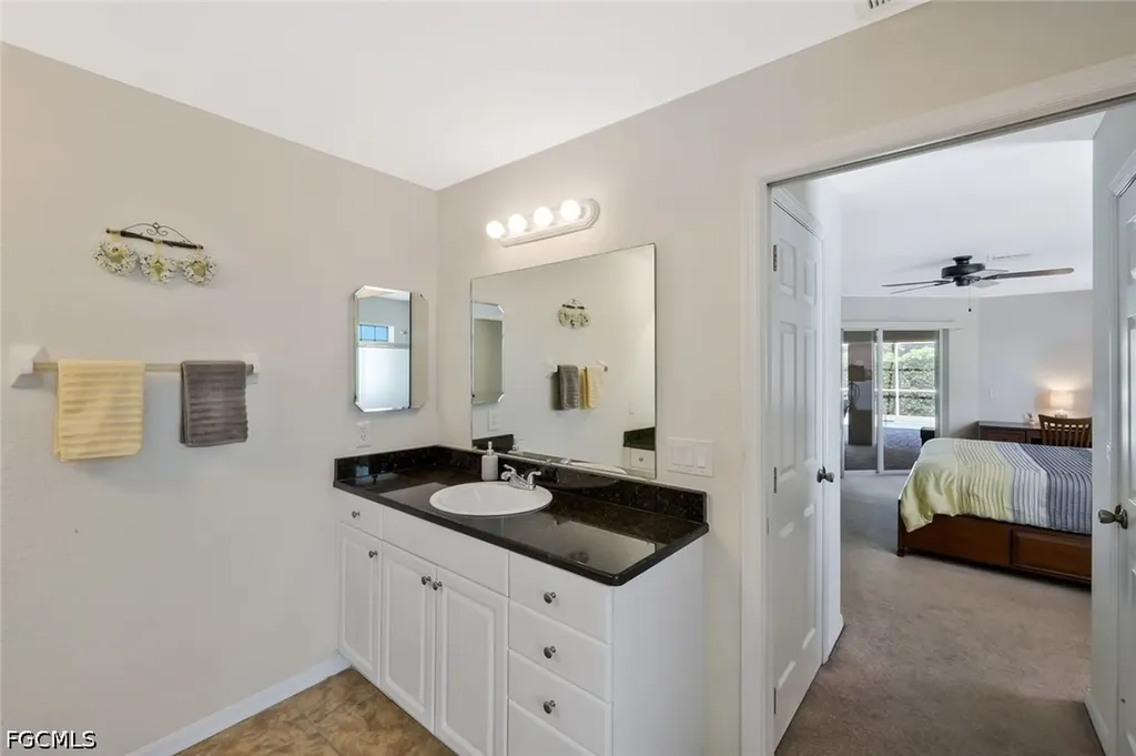 2217 NE 1st Place Cape Coral FL 33909
